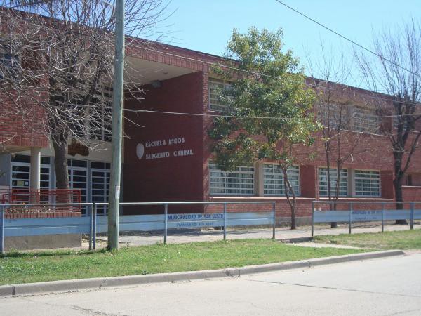 Investigan a un docente rosarino por abuso sexual y corrupción de menores | Información General