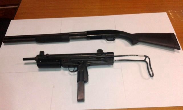 Detuvieron a un hombre y a su pareja por vender armas a través de Facebook | Información General