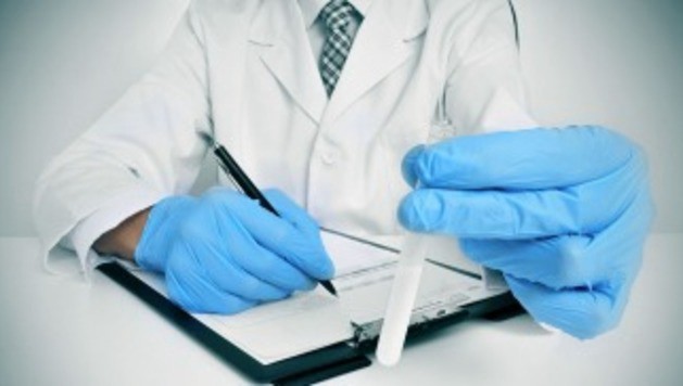 IAPOS deberá cubrirle el tratamiento de fertilización asistida a una mujer de 50 años | Información General