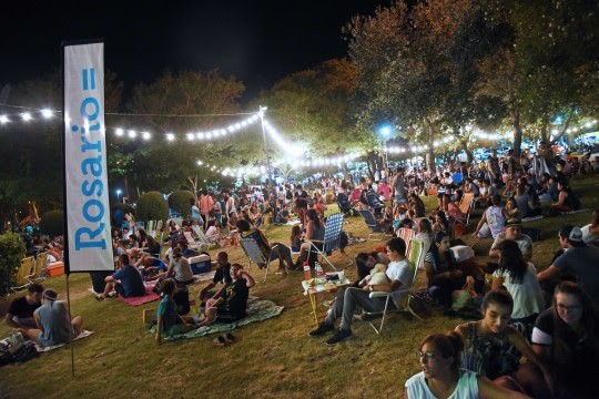 El picnic nocturno llega al distrito Sur | Información General