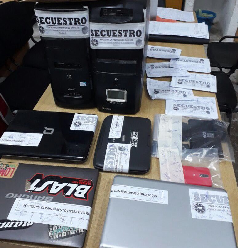 Allanamientos por falsas amenazas de bomba: cinco personas detenidas y varios elementos secuestrados | Información General