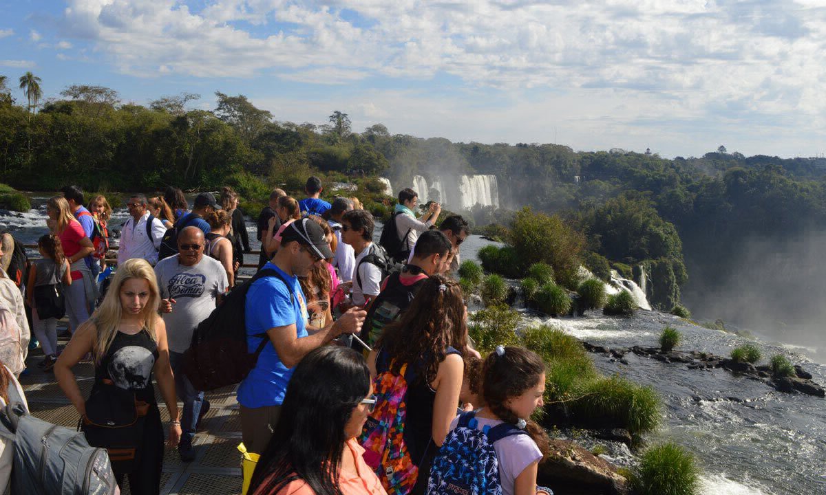 El Senado aprobó la ley para el regreso de los feriados puente | Información General