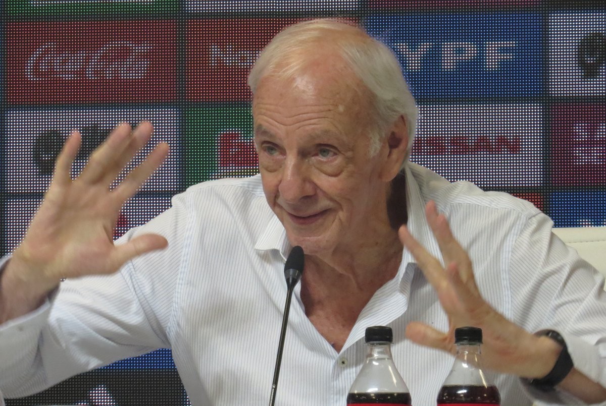 Menotti: "Quiero una Selección que entrene" | Deportes