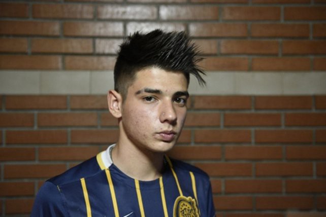 Lo dejaron sin diploma y sin acto de graduación por su corte de pelo | Información General