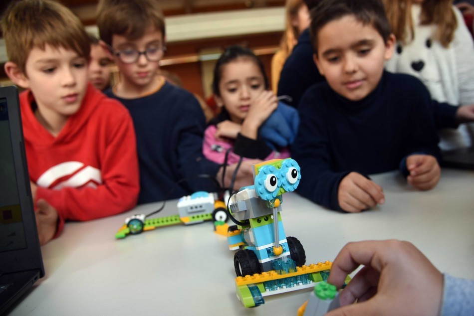 La Municipalidad tiene abierta la inscripción a los talleres gratuitos de robótica y videojuegos | Información General