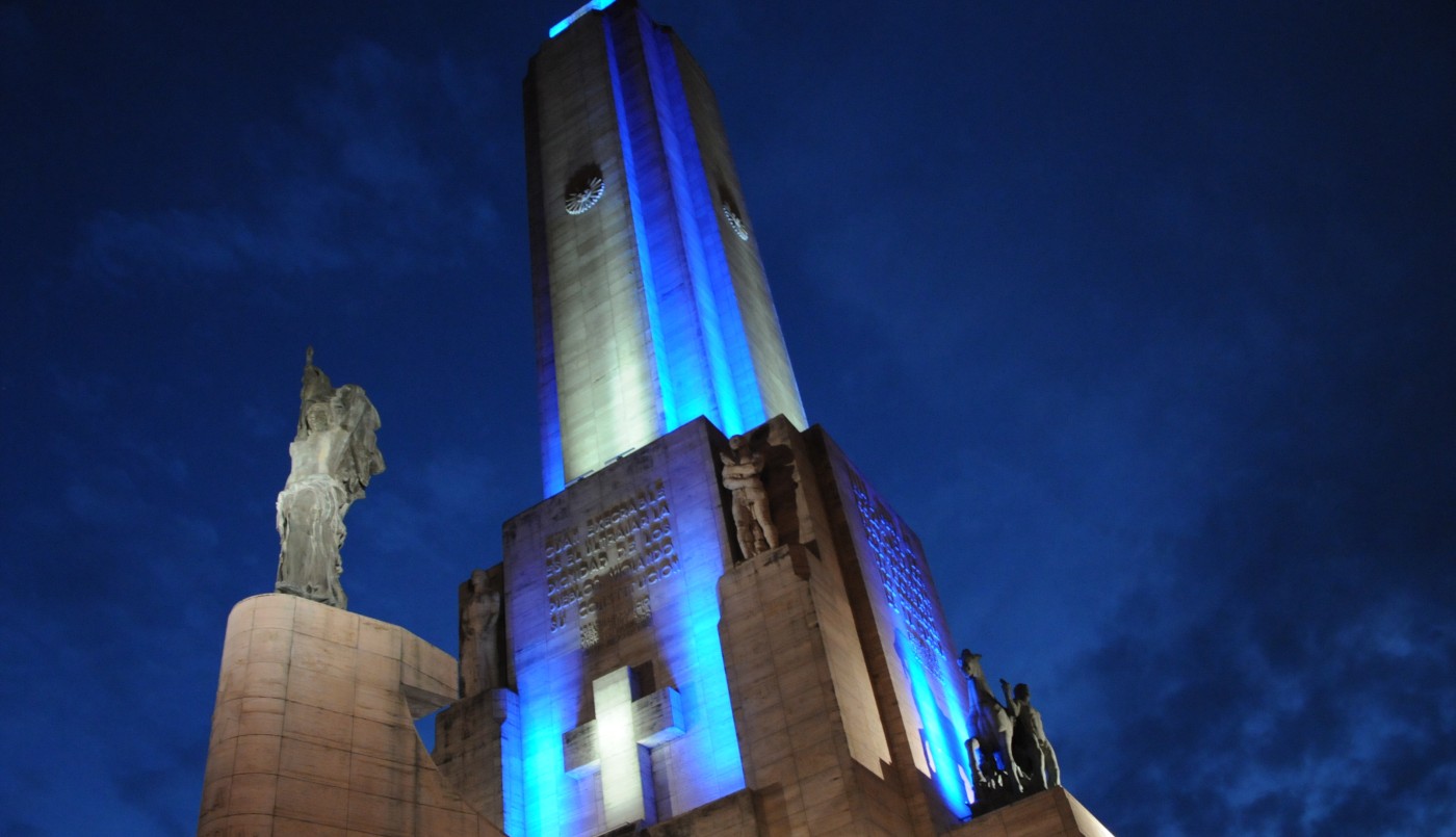 Con música y sorpresas, invitan a celebrar a la Bandera en el Monumento | Información General