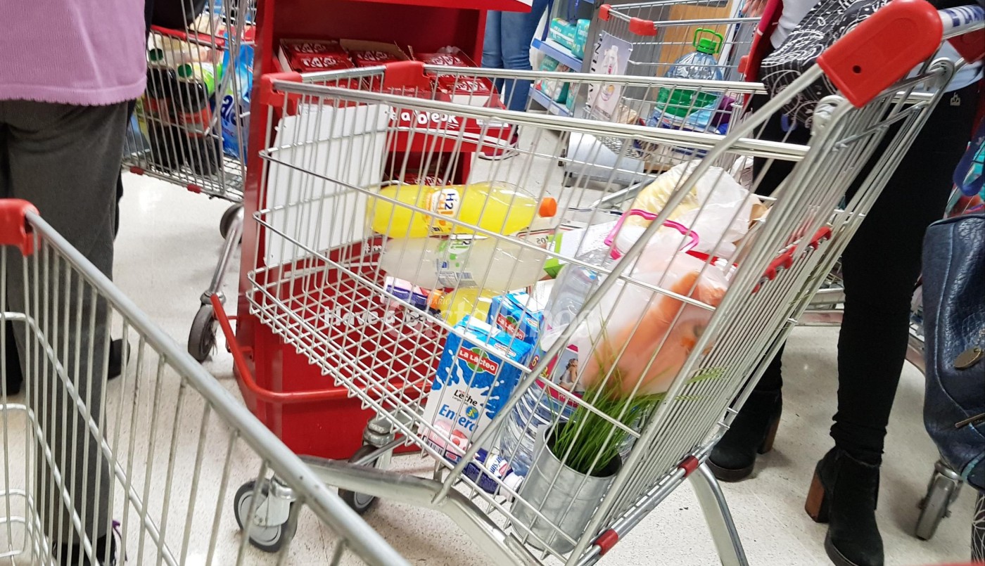 Las ventas en supermercados cayeron un 8,7% en diciembre | Información General