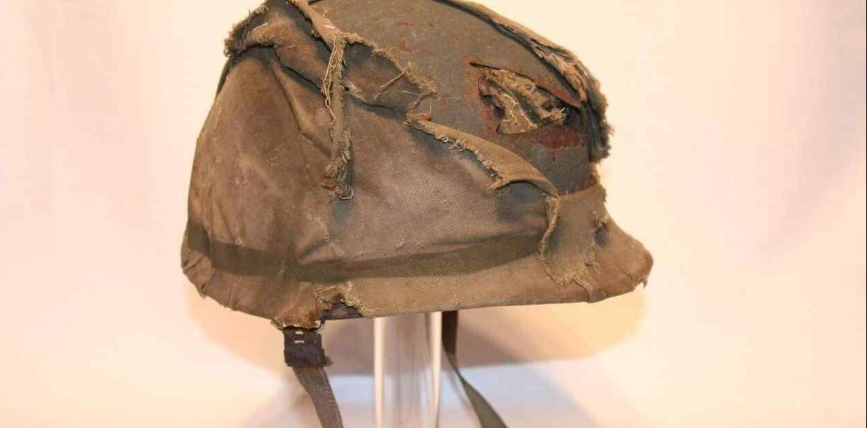 Un excombatiente de Malvinas quiere recuperar el casco que le salvó la vida y será subastado | Información General