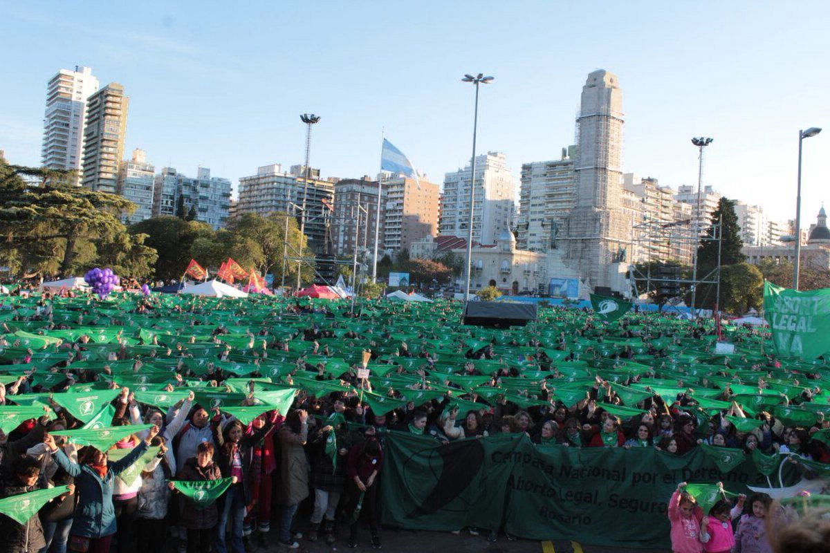 Ni Una Menos: masiva convocatoria en Rosario | Información General