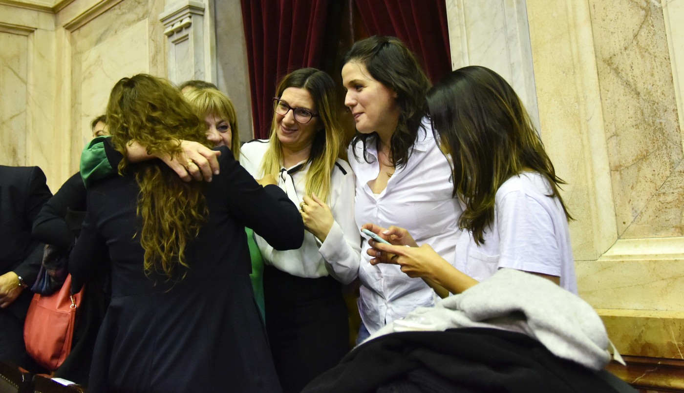 Diputados aprobó la ley que ordena una reparación económica para hijos de víctimas de femicidios | Información General