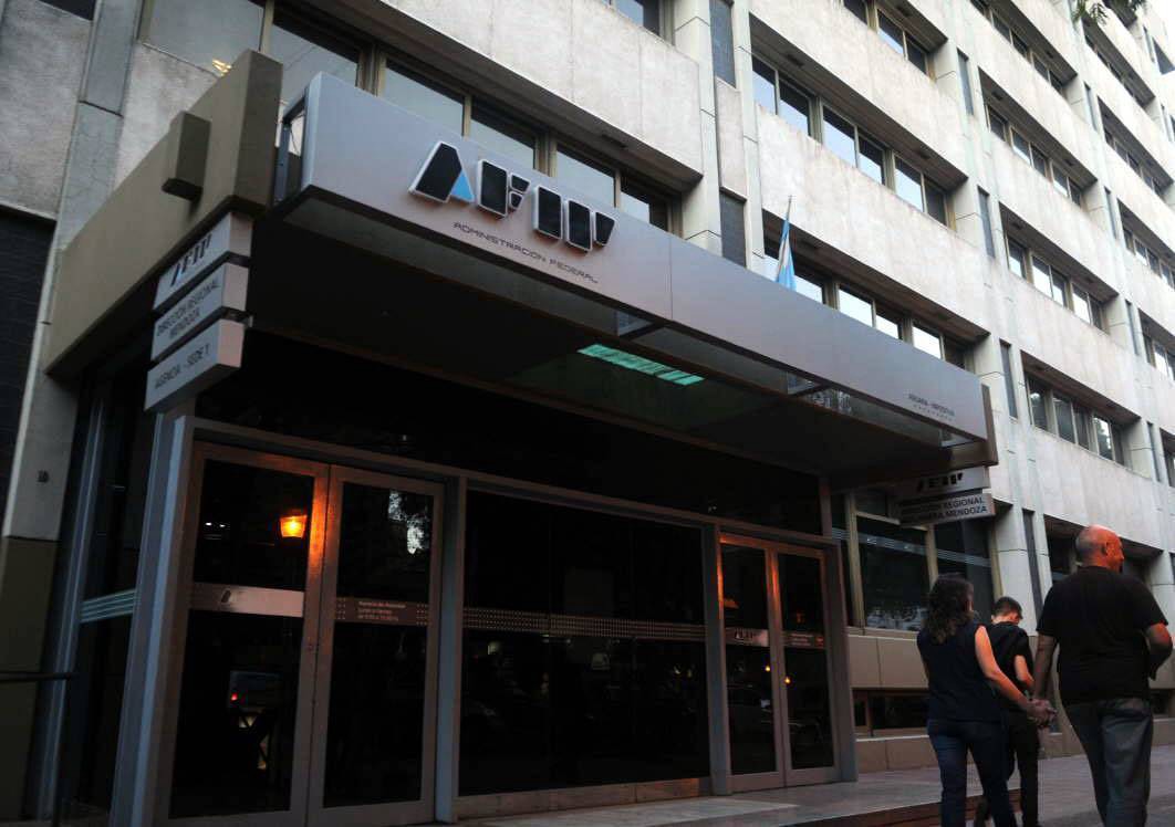 Desde este jueves comienza a regir la nueva reglamentación para el Monotributo | Información General