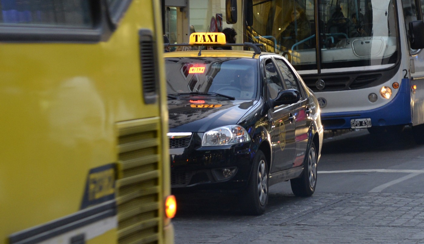 La Municipalidad actuó de oficio ante comentarios machistas de un conductor de taxi | Información General