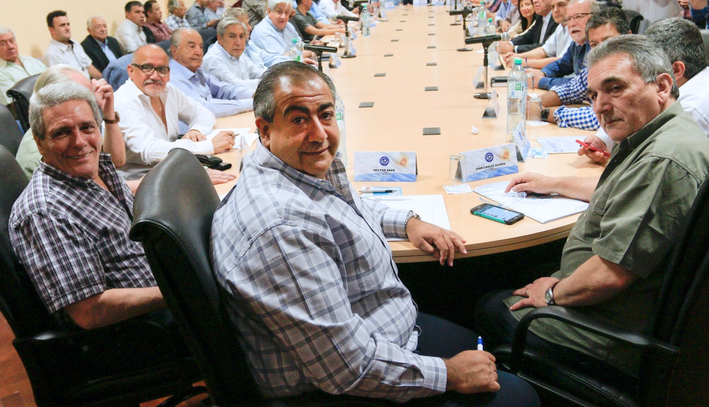 El Gobierno convocó a la CGT a una reunión en la Casa Rosada | Información General