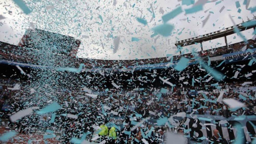 La FIFA volvió a multar a la AFA por cantos homofóbicos de los hinchas | Deportes