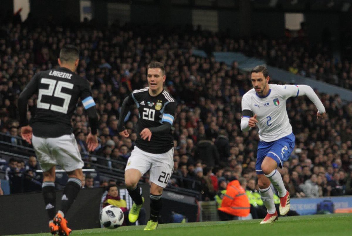 La selección argentina se impuso ante Italia por 2 a 0 en Manchester | Deportes
