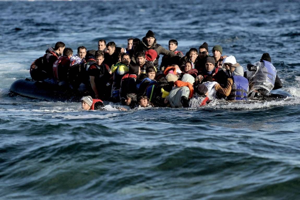 Hallan los cuerpos sin vida de 41 inmigrantes en una playa de Libia | Internacionales