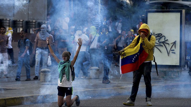 Diez muertos en intentos de saqueos en un barrio de Caracas | Internacionales