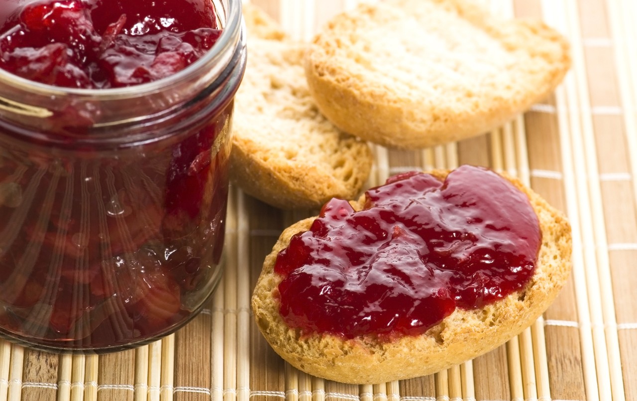 Pan, facturas y mermeladas elaboradas por presos abastecerán a más de 160 merenderos | Información General