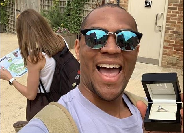 Insólito: le propuso casamiento durante 28 días y su novia no se dio cuenta | Tecnología