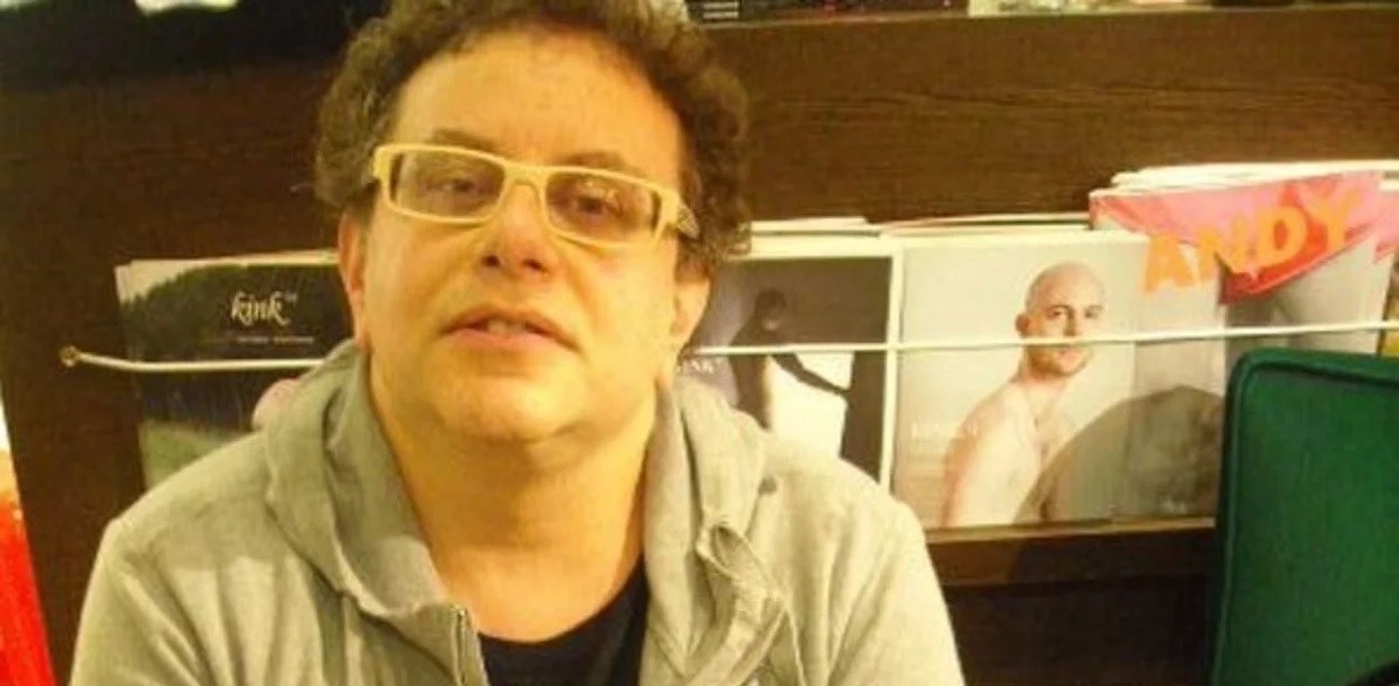 Le negaron el ingreso a un escritor argentino en Irán por ser gay | Información General