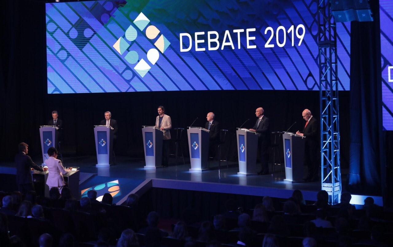 Chicanas y polarización: así fue el segundo debate presidencial antes de las elecciones | Información General