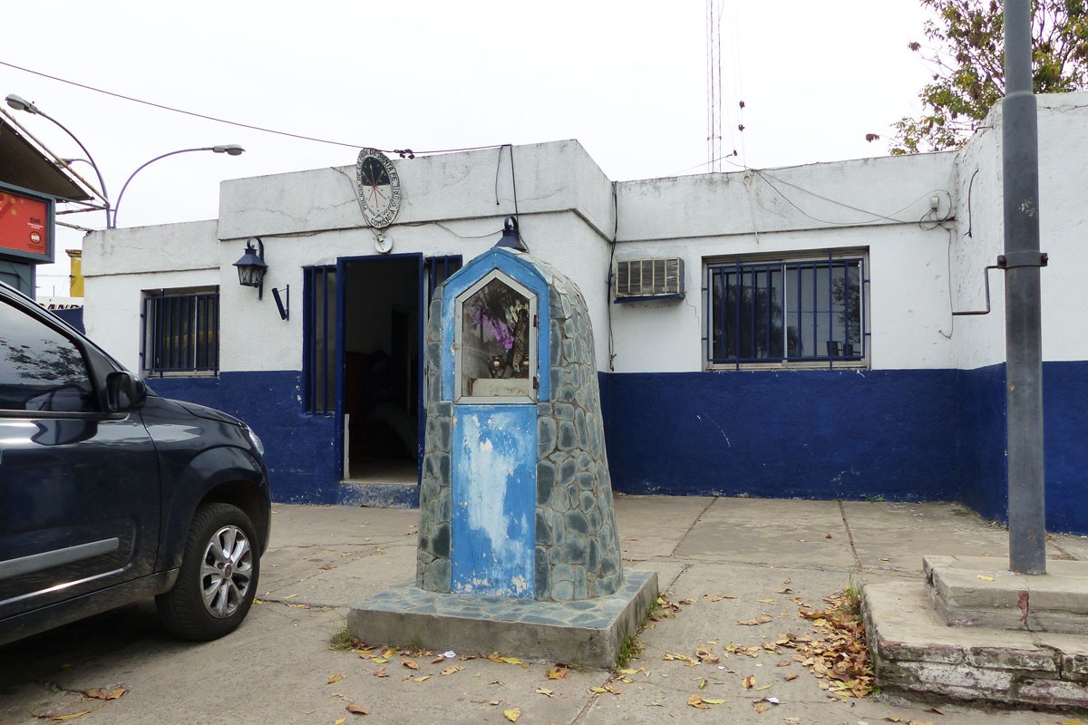 Detuvieron a un comisario y tres policías por mentir en una persecución | Información General