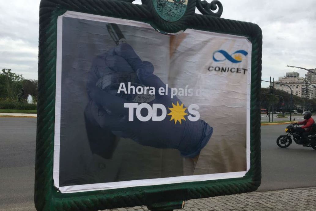 Científicos indignados por los afiches del Conicet con el Frente de Todos | Información General