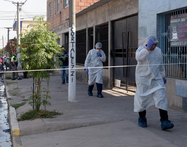 Femicidio en Tucumán: asesinó con un machete a su expareja e hirió a otras tres mujeres | Información General