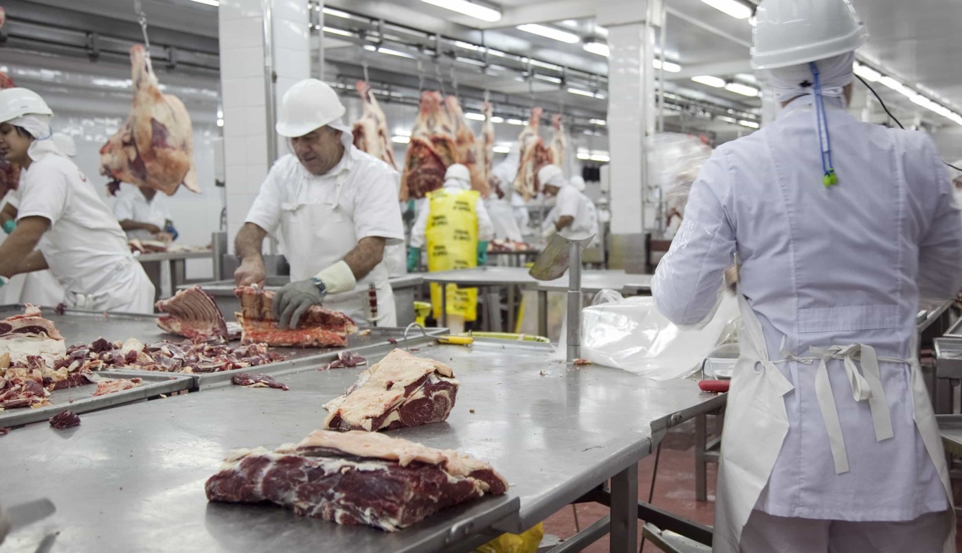 El Gobierno busca incluir al sector de la carne en el Plan contra el Hambre | Información General