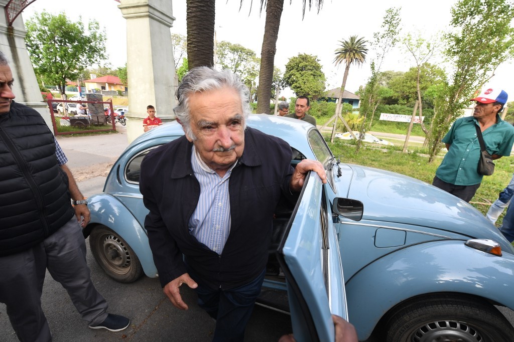 Mujica criticó a Lacalle Pou por el plan para atraer a Uruguay a "100 mil cagadores argentinos" | Internacionales