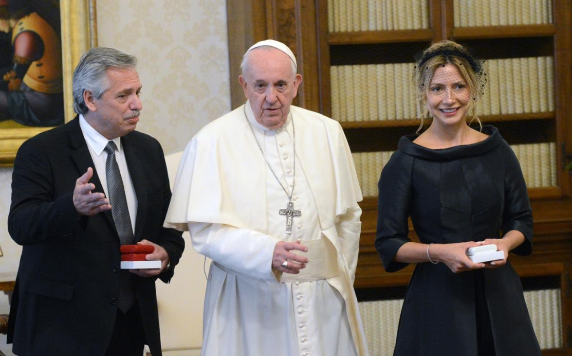 Fernández sobre el encuentro con el Papa: "Le pedí ayuda en el tema de la deuda y hará todo lo que pueda" | Información General