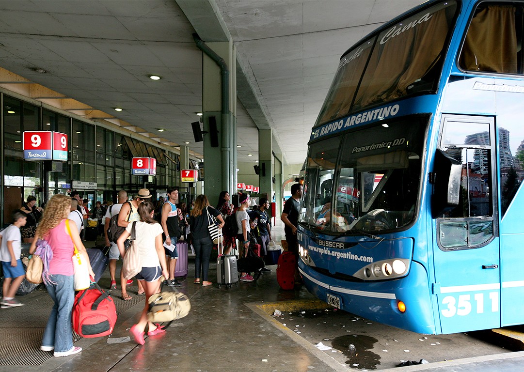 Tras el último accidente fatal, Transporte definirá si avala los micros de doble piso | Información General