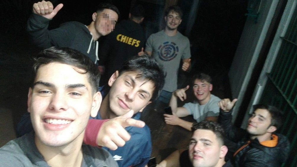 Crimen en Villa Gesell: el "sospechoso 11" aparece en una foto junto a los rugbiers | Información General