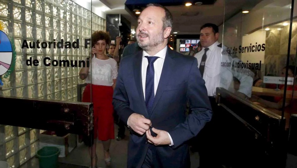 Condenaron a Martín Sabbatella por irregularidades en la aplicación de la "Ley de Medios" | Información General