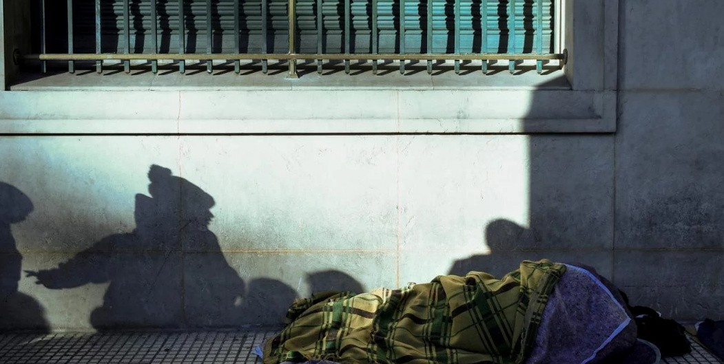 La Municipalidad junto a la UNR y organizaciones sociales censarán a personas en situación de calle | Información General