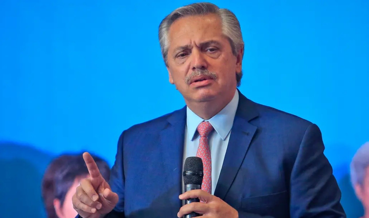 La reacción de Alberto Fernández tras la invasión de turistas a Monte Hermoso | Información General