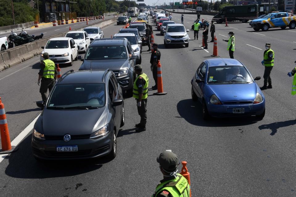 "Les vamos a sacar los autos": Alberto Fernández, indignado por incumplimientos del aislamiento | Información General
