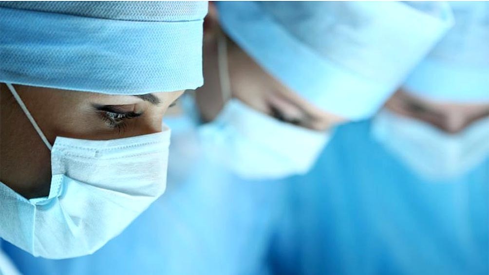 Personal de salud cobrará bono de $5000 durante cuatro meses | Información General