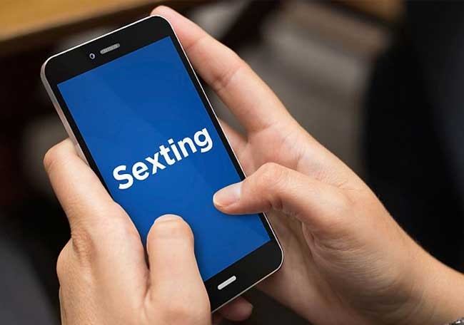 Recomiendan el sexo virtual y evitar encuentros con personas con las que no se convive | Información General