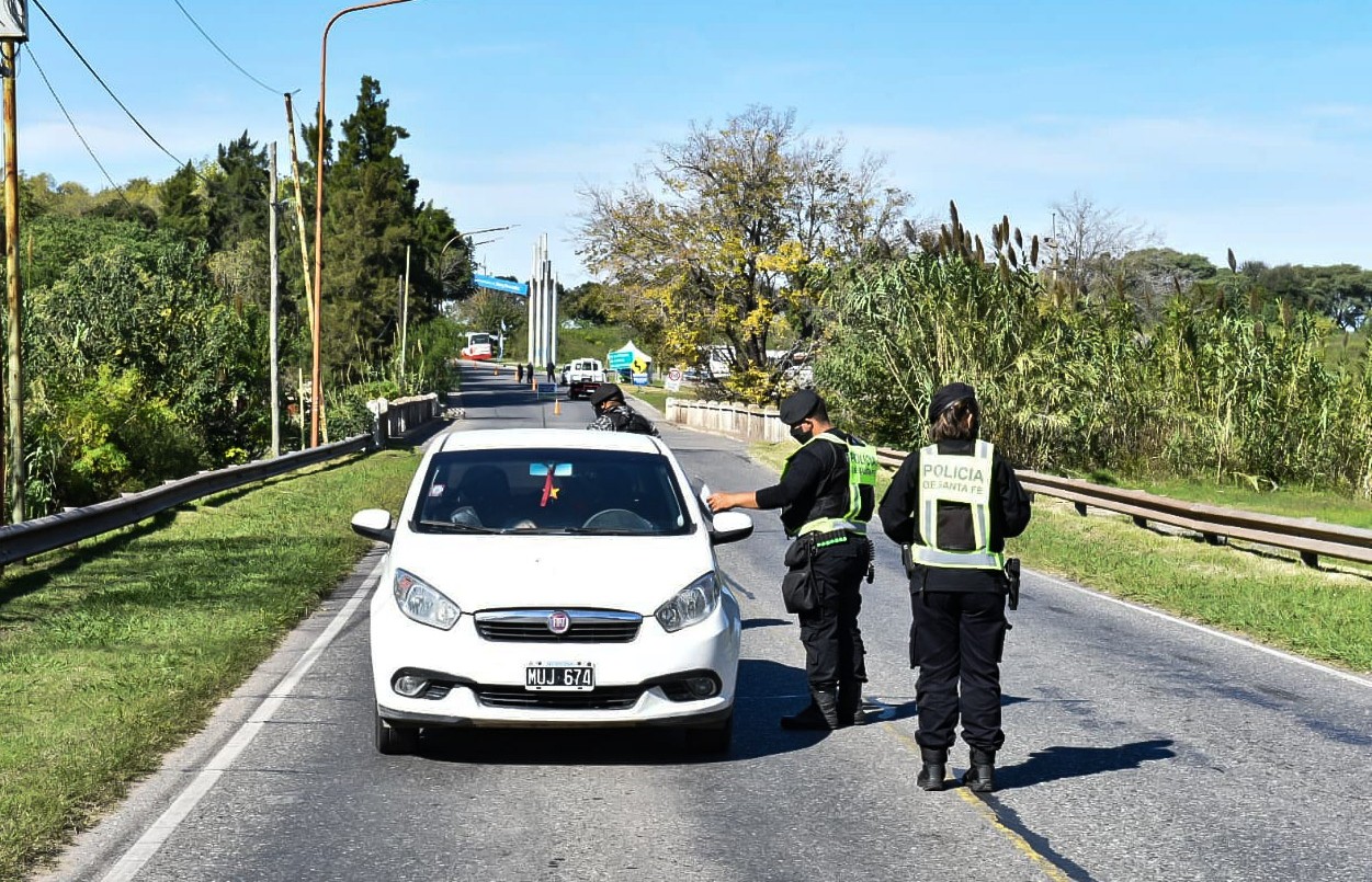 Intensifican los controles en las rutas santafesinas y los límites interprovinciales | Información General