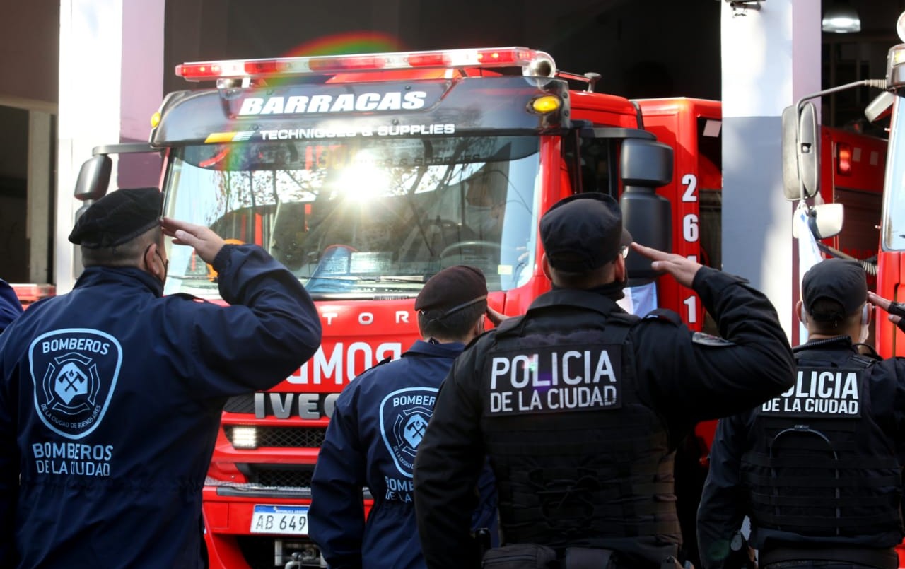 Rindieron homenaje a los bomberos caídos en servicio en Villa Crespo | Información General