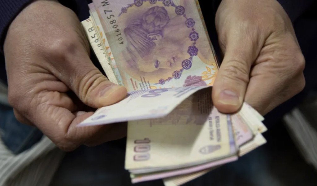 Ingreso Familiar de Emergencia: oficializan el pago del segundo bono de $10 mil | Información General