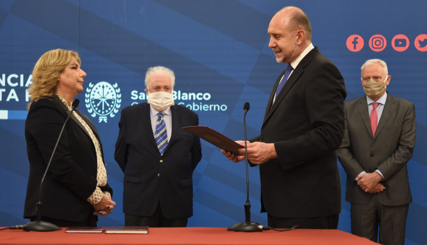 Asumió Martorano: "Mi compromiso es que el derecho a la salud sea el derecho de todos los santafesinos" | Información General