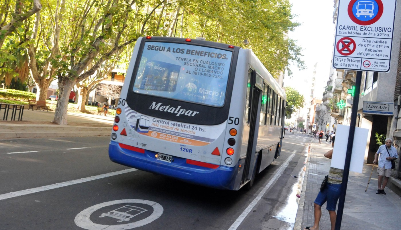 Se levanta el paro de colectivos en Rosario | Información General