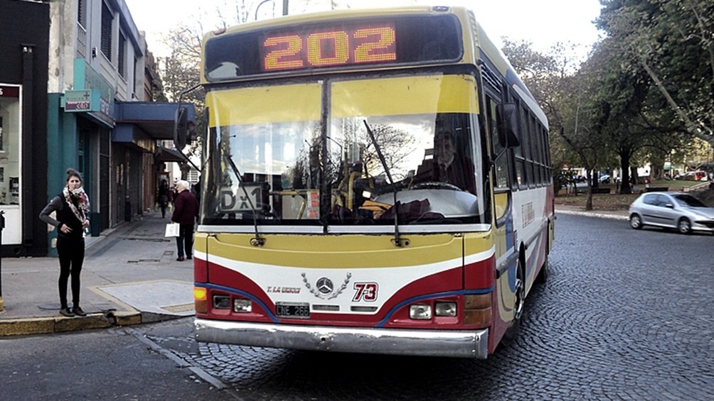 Dieron positivo por coronavirus 12 choferes de una linea de colectivos bonaerense | Información General