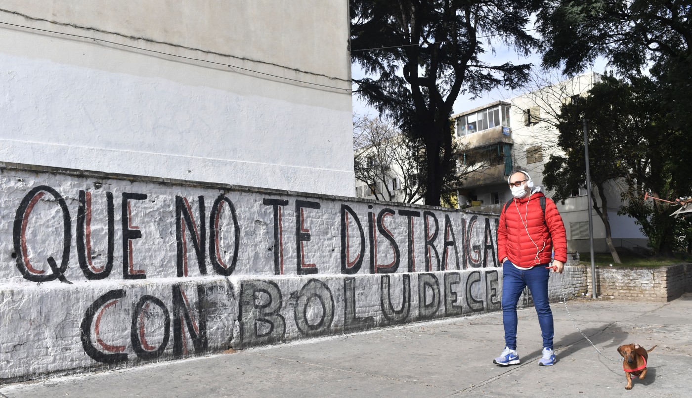 Argentina superó los 100.000 casos de coronavirus y Fernández llamó a superar la pandemia "en unidad" | Información General