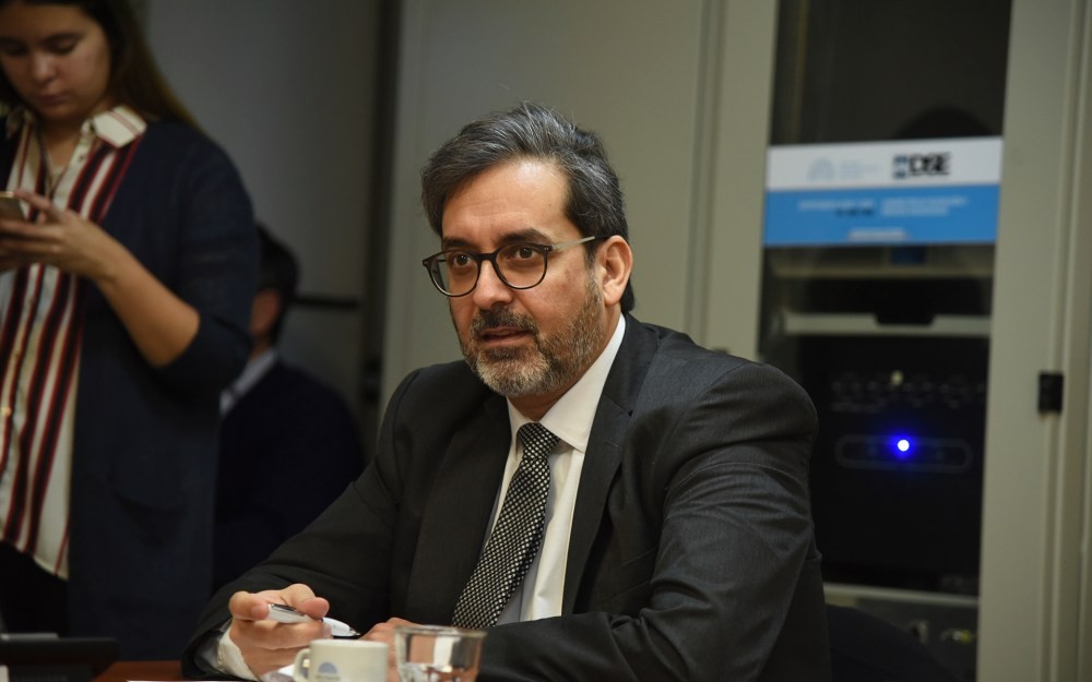 Eliminación de feriados: el diputado que lo propuso admitió que "es antipático para muchos trabajadores" | Información General