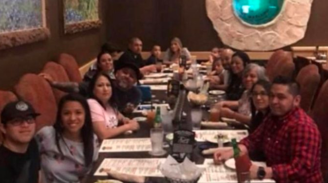 Una comida familiar causó 14 contagios y una muerte por coronavirus | Internacionales