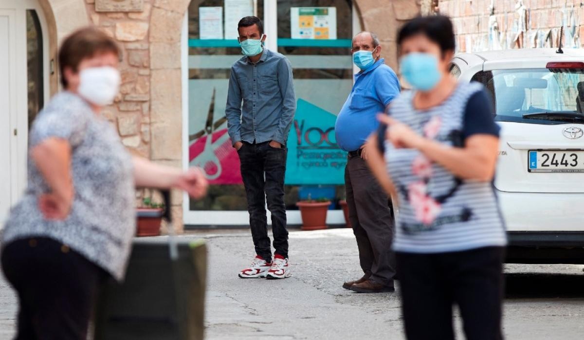 La OMS advierte que la Covid-19 no es estacional y que "le gustan todos los climas" | Internacionales