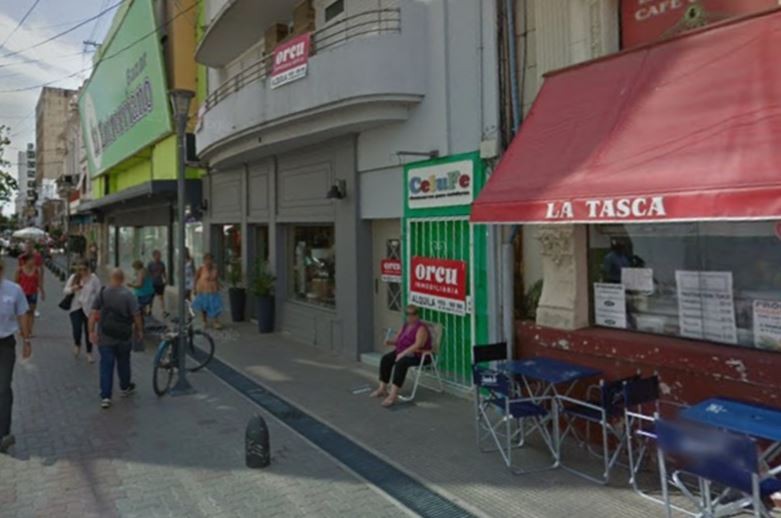 Descubren fiesta clandestina con casi 300 personas en la peatonal de Santa Fe | Información General